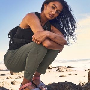 Athleta Women's Trekkie North Jogger Size 12 Pants